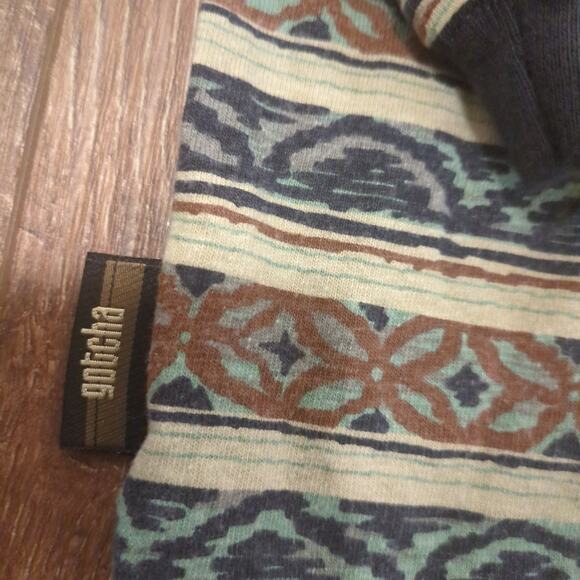 VTG Gotcha Boy's Size Large Shirt Surf Skate Aztec Stripe Pattern Made in USA - Picture 6 of 6